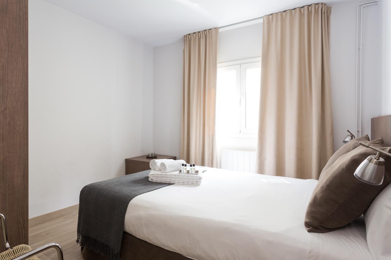 Quartprimera Apartments Barcelona Eksteriør billede